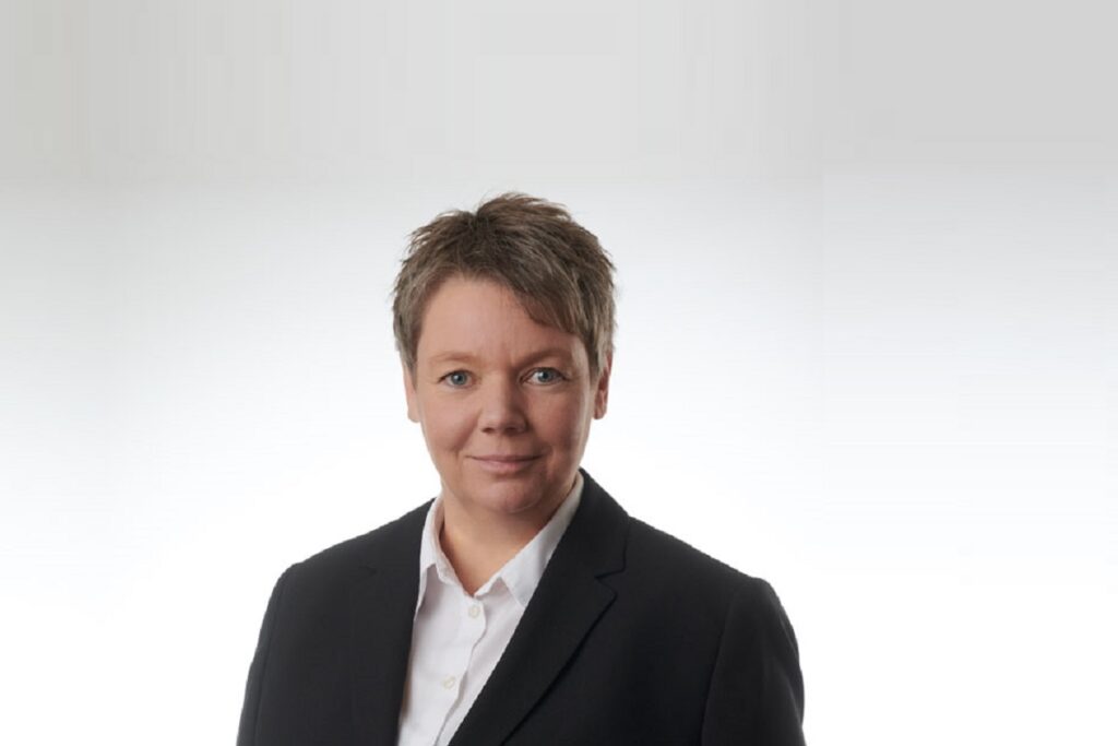 Eksamineret Bedemand Pernille Wolder